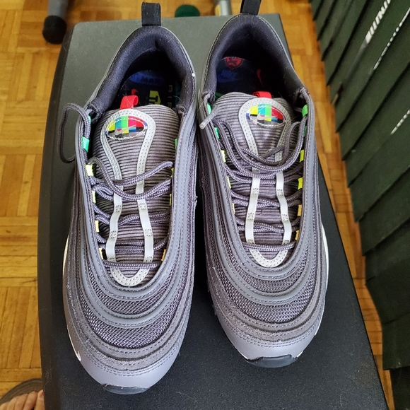 Men Nike Air Max shoes - Picture 4 of 4